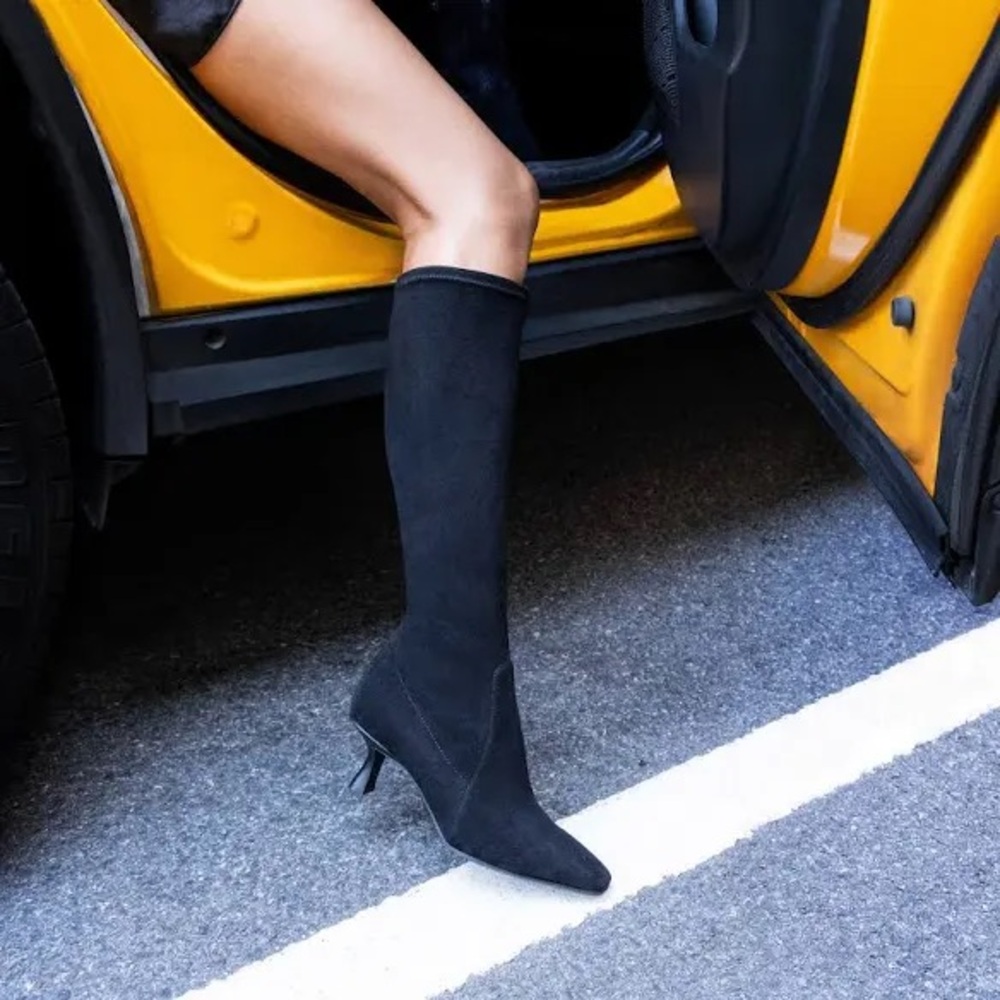 Donald Pliner Women's Foxi Stretch Kitten Heel Boots